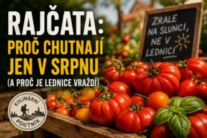 Zralá červená rajčata a bazalka v dřevěné bedýnce na letním slunci, symbol sezónní chuti rajčat a správného skladování mimo lednici.